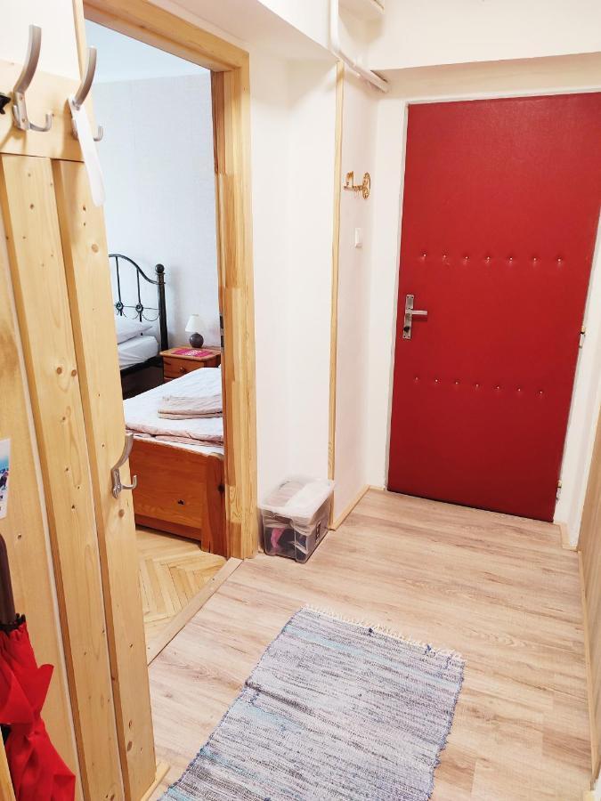 Apartman Pod Lesom Vysoke Tatry Ngoại thất bức ảnh